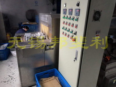 通过式减速机零部件清洗机