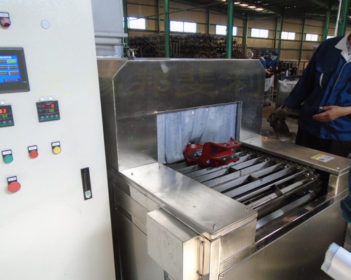 制动底板清洗机